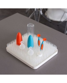 Boon - Odkapávač trávník velký - bílá | learningtoys.cz